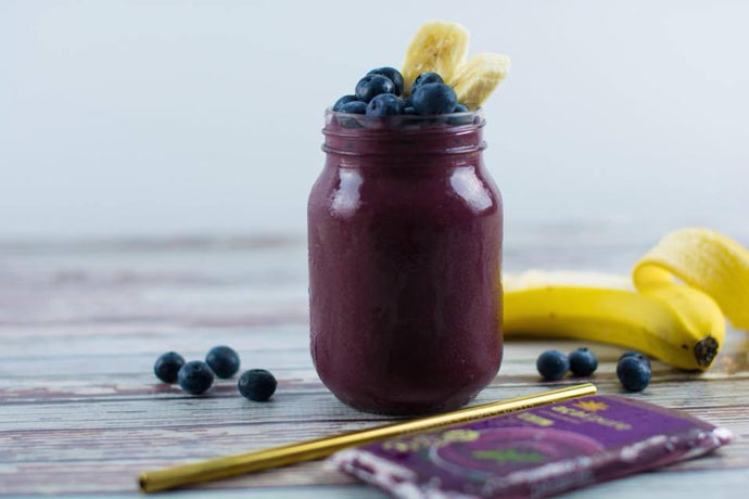 Organic, freeze-dried açaí is delicious in smoothies, blended with juices, yoghurt or cereals. See our recipe blog for more ideas!