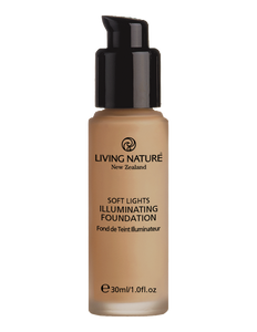 Living Nature illuminating foundation in day glow is a wonderful light & natural foundation with a gentle shimmer or pearlesence.