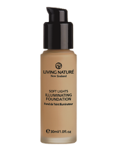 Living Nature illuminating foundation in dawn glow is a wonderful light & natural foundation with a gentle shimmer or pearlesence.