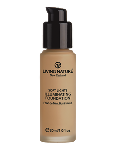 Living Nature illuminating foundation in evening glow is a wonderful light & natural foundation with a gentle shimmer or pearlesence.